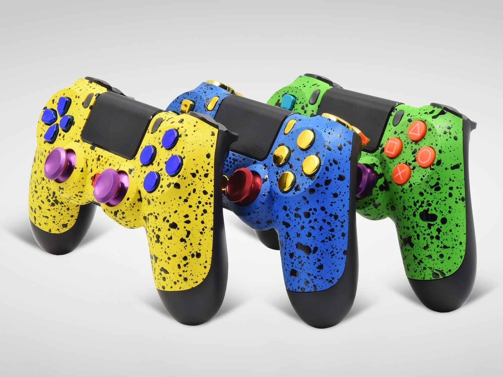 Coolest custom hot sale ps4 controllers