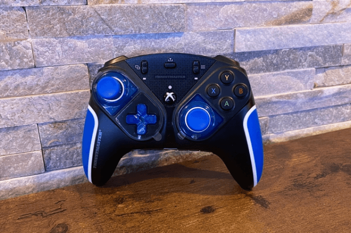 Thrustmaster eSwap X Pro review: a star premium pad for symmetrical  controller lovers